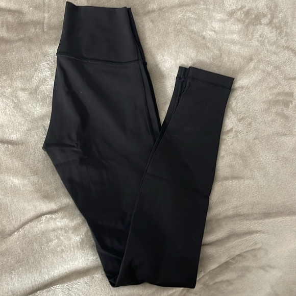 lululemon athletica Pants - Lululemon Mesh leggings Size 4